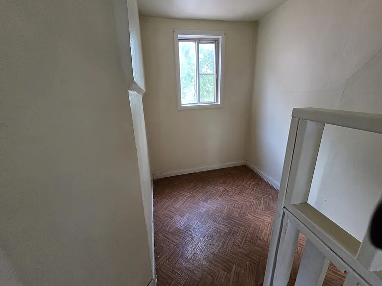 1807 Bigelow St — Photo 15