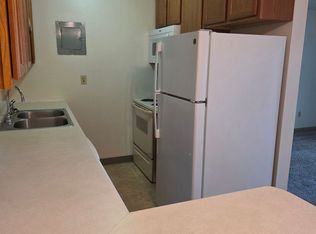 Ivy Gardens, Fargo, ND 58102