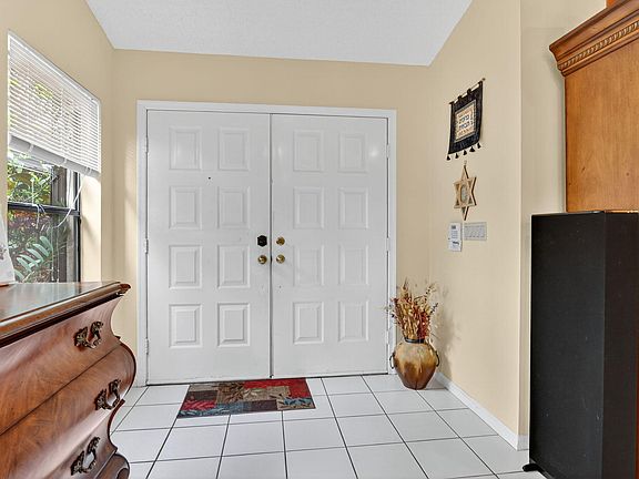5th image of 20803 Cabrillo Way