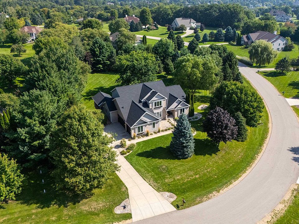 1st image of 7744 Pamela Cir