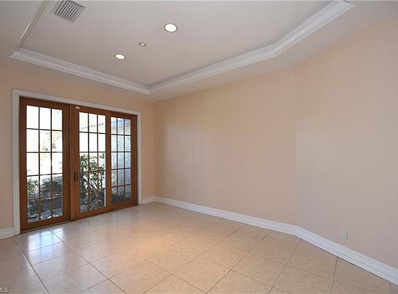 4th image of 954 Clarellen Dr