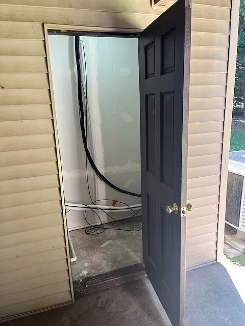 2 bed, 1066 sqft, $2,100 — Photo 3
