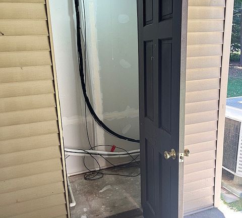 3rd image of 707 Twin Circle Dr #707