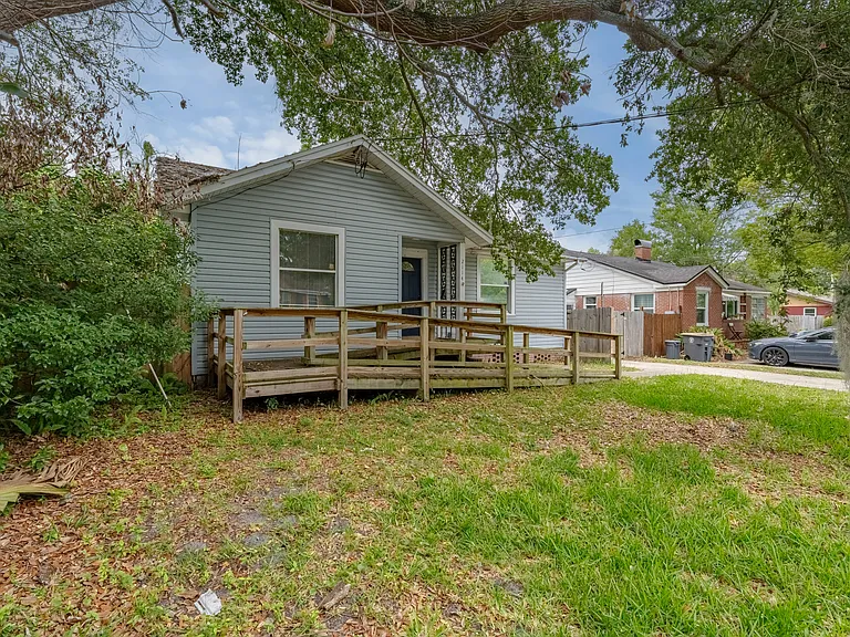 2114 Merrill Ave — Photo 19