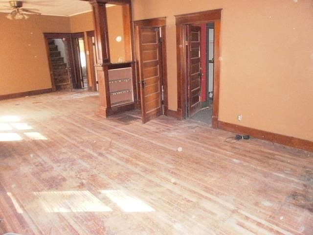 2nd image of 611 N Main St
