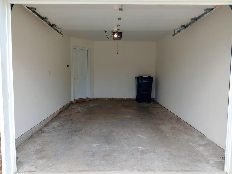4304 Caleb Ct — Photo 32