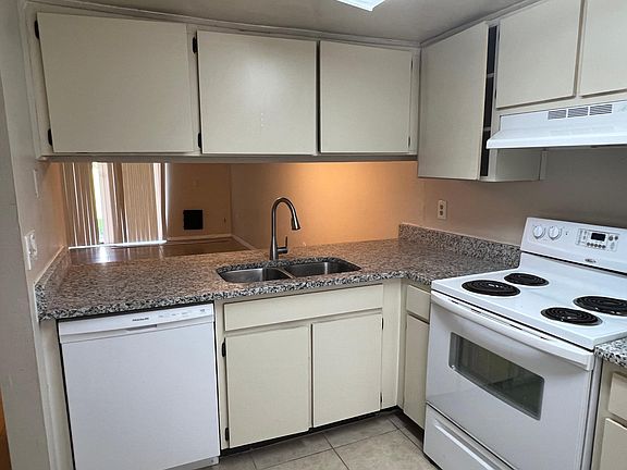 4th image of 5039 Bordeaux Village Pl Unit 102