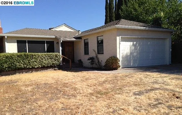 139 Randolph Rd photo 1