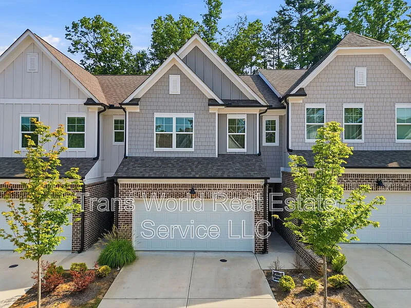 3 bed, 2.5 bath, 1885 sqft, $2,500 — Photo 1