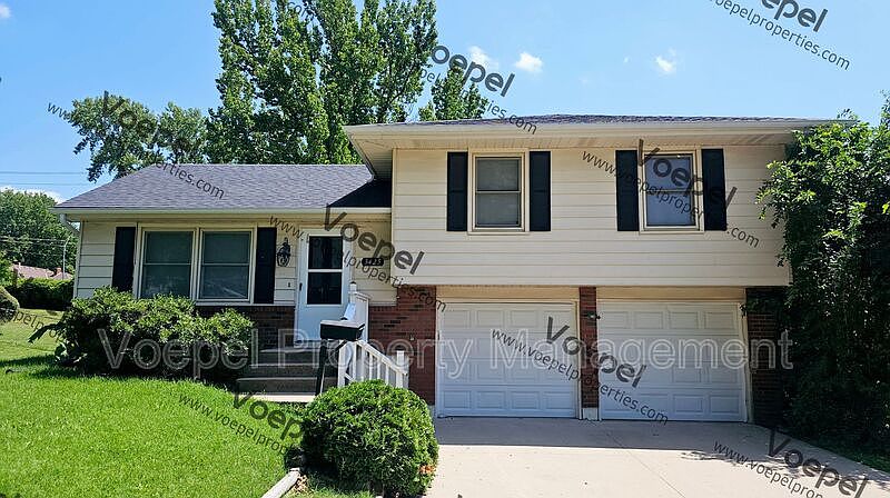 1st image of 3425 S Leslie Ave