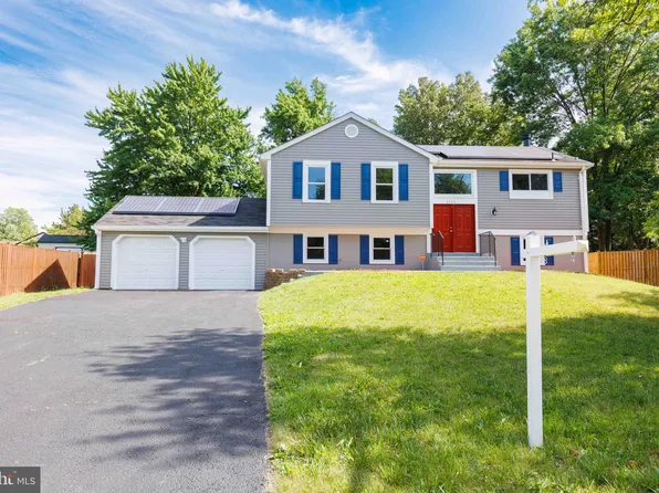 6402 Caryhurst Dr, Fort Washington, MD 20744