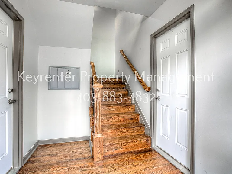 1308 NW 16th St — Photo 8