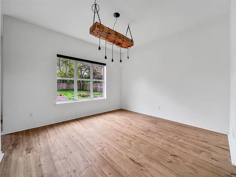 15575 Kitty Hawk Dr — Photo 6