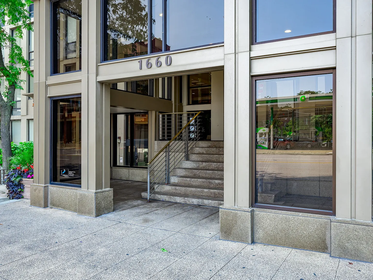 1 bed, $2,750 — Photo 2