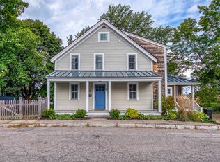 89 Sparhawk St, Portsmouth, NH 03801