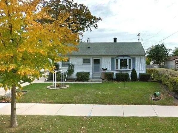 6935 West Bennett AVENUE, Milwaukee, WI 53219