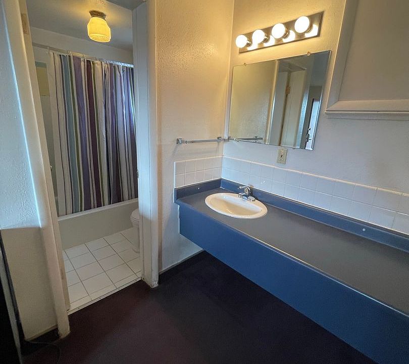 165 N 3rd St Apartment Rentals Laramie, WY Zillow