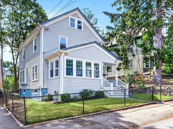 31 Greenhood St, Dedham, MA 02026