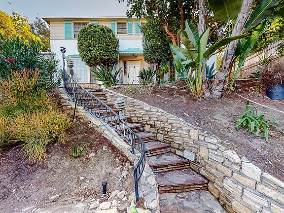 2nd image of 2280 Micheltorena St