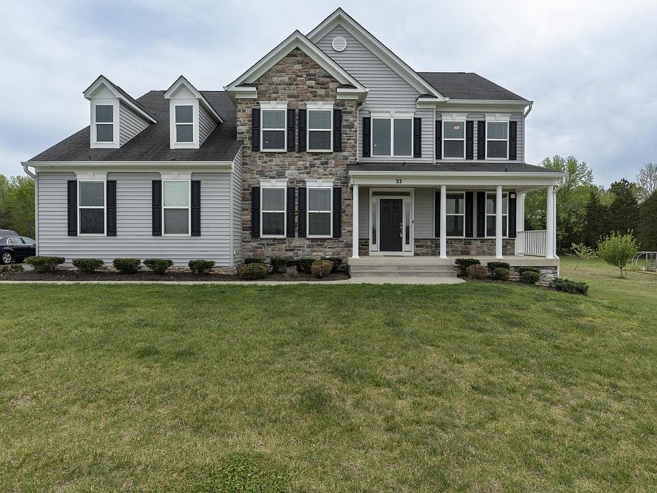 1st image of 32 Reserve Way