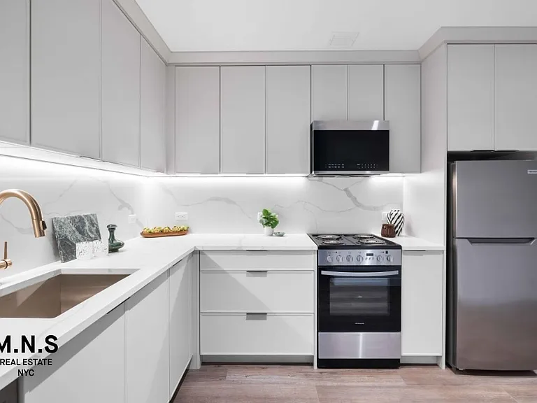 788 Willoughby Ave #504 — Photo 4