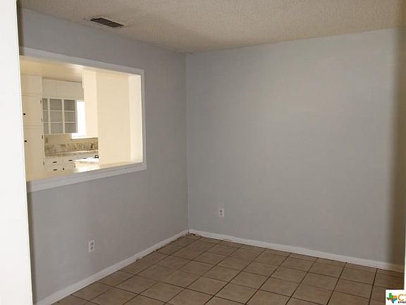 4th image of 1106 Pack Ave