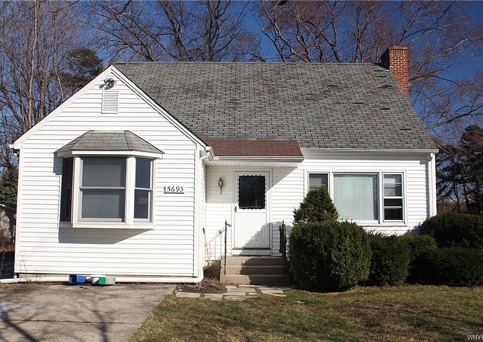 1st image of 5693 Walden Dr