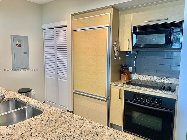 1830 S Ocean Dr #1610 — Photo 11