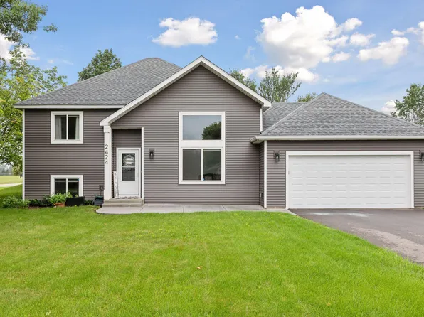 2424 Burl Oak Curv, Hudson, WI 54016