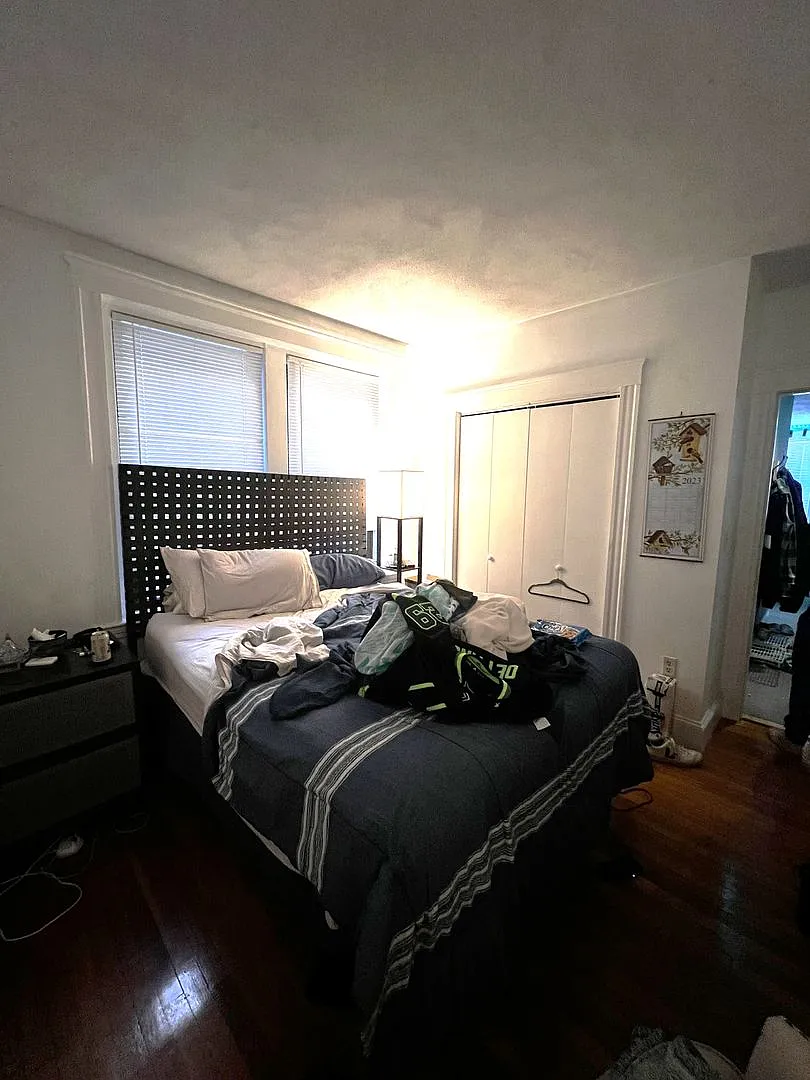 HUge 2 bed in Fenway — Photo 4