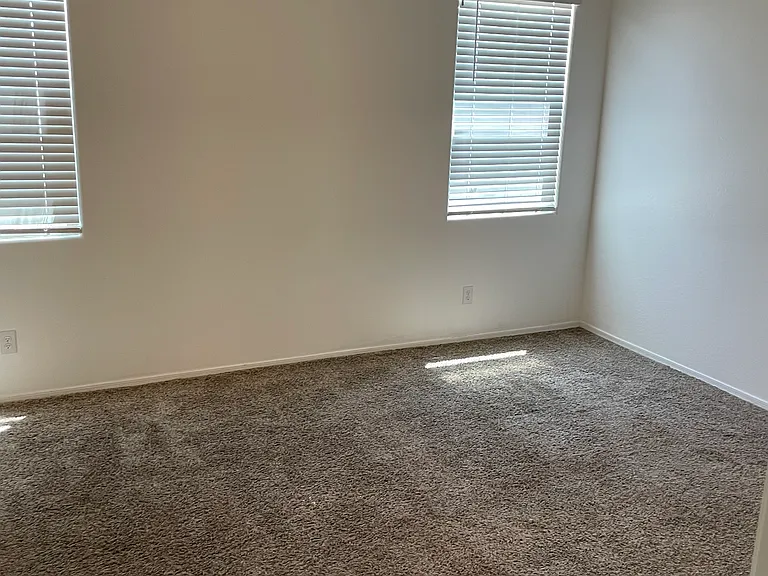1269 E Denvil Dr — Photo 14