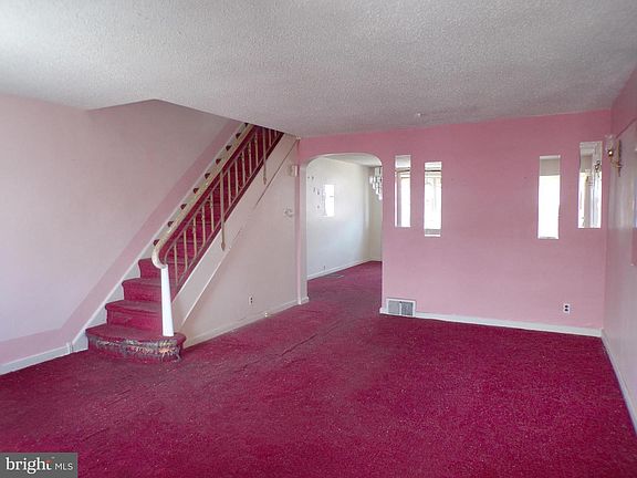 5th image of 147 E Fariston Dr