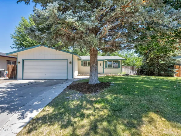306 Helen Ave, Yerington, NV 89447