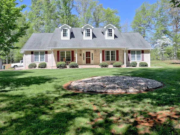144 Rock Rd SE, Floyd, VA 24091