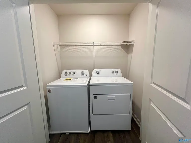 146 Maple Spring Trl — Photo 36