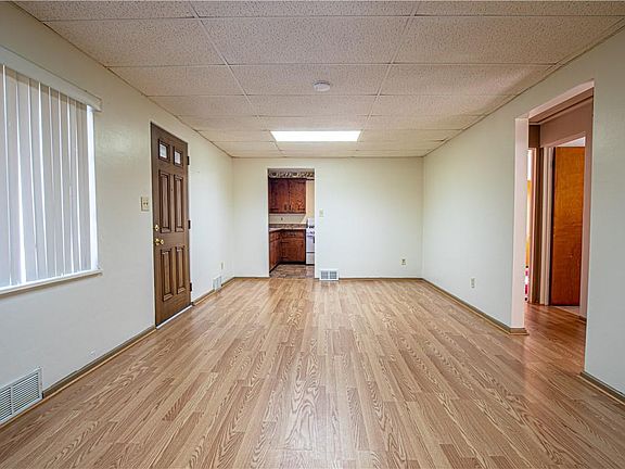 4th image of 155 Warden St