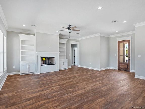 5th image of 1206 Ravenhurst Dr