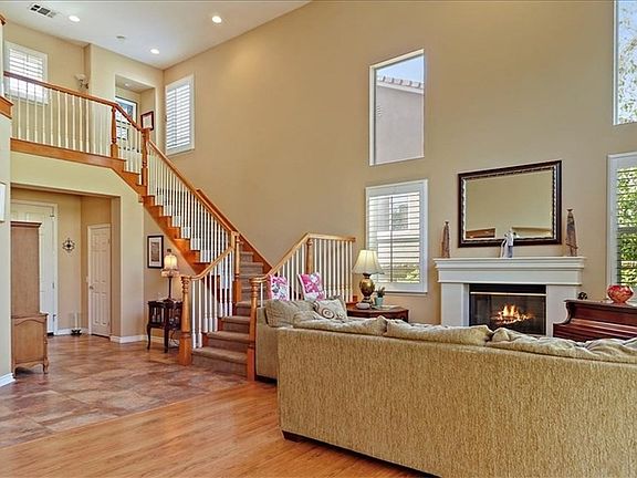3rd image of 29269 Las Terreno Ln