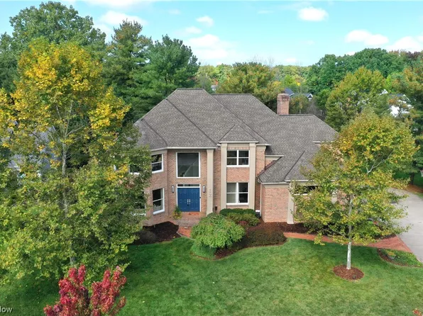 12 Steepleview Dr, Hudson, OH 44236