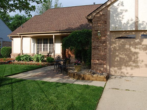 3rd image of 5254 Crowfoot Dr