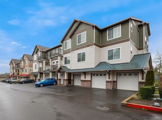 595 NW Lost Springs Ter UNIT 403, Portland, OR