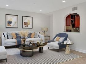 1467 S Holt Ave, Los Angeles, CA