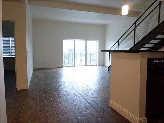4th image of 1010 Central Ave APT 409