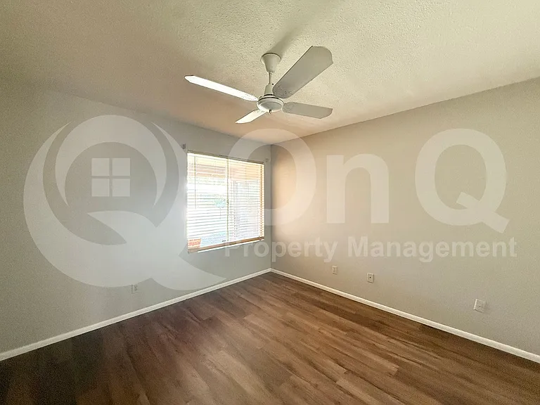 4950 E Lake Point Cir — Photo 11