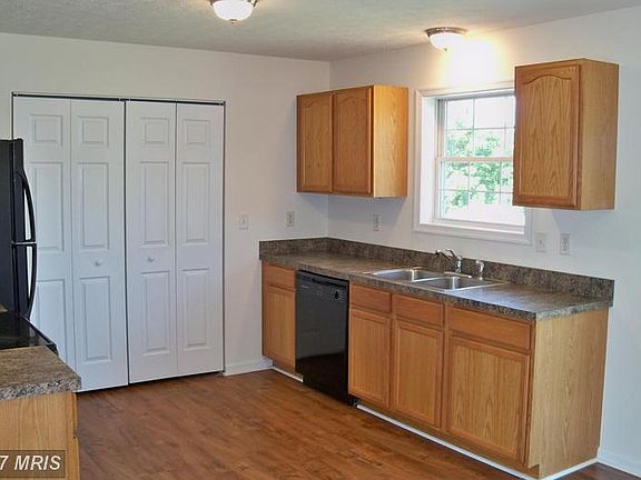 5th image of 58 Heather Dr