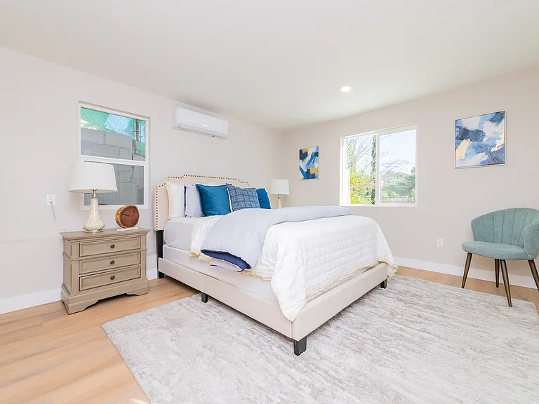 1248 N Bonnie Beach Pl — Photo 22