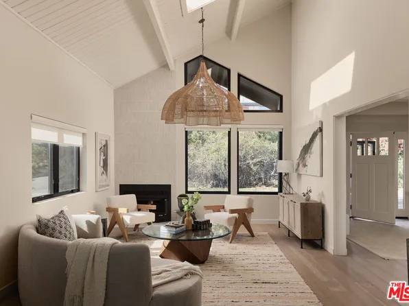 2304 Vestal Ave, Los Angeles, CA 90026