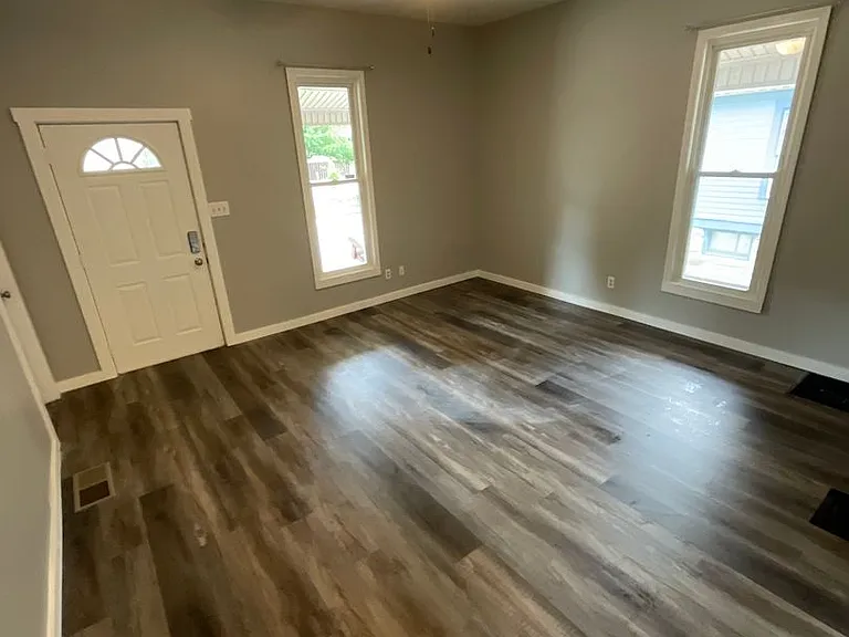 213 N Grant St — Photo 5
