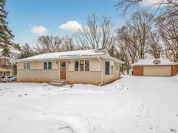 2nd image of 346 McKnight Rd S