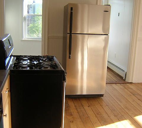 2nd image of 293 Summer St #2F